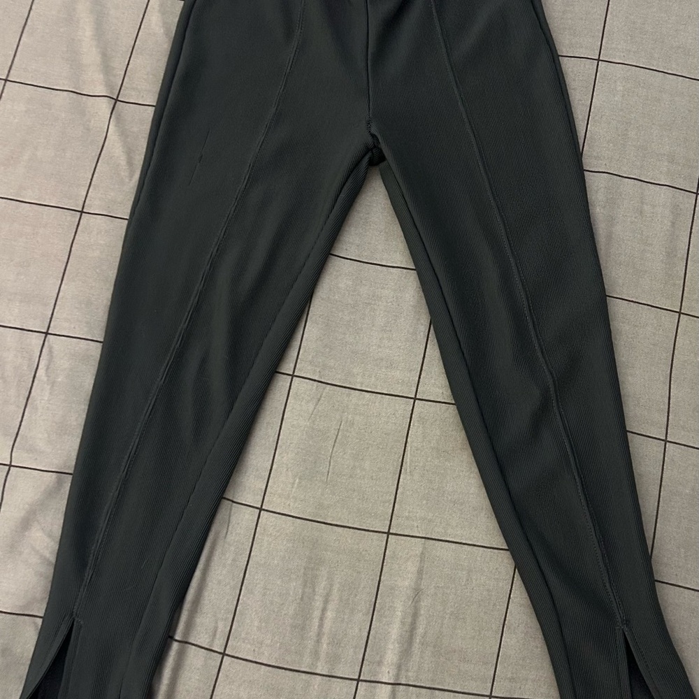 Forever 21 girl’s Charcoal Dress Pants